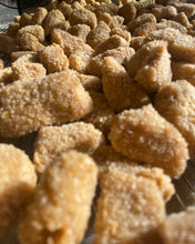 Load image into Gallery viewer, Boneless Vings